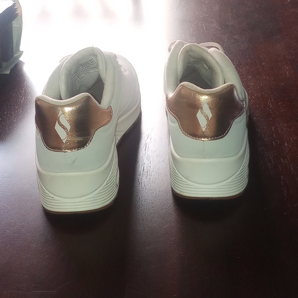 Skechers Women's White and Brown Sneakers - Picture 4 of 4